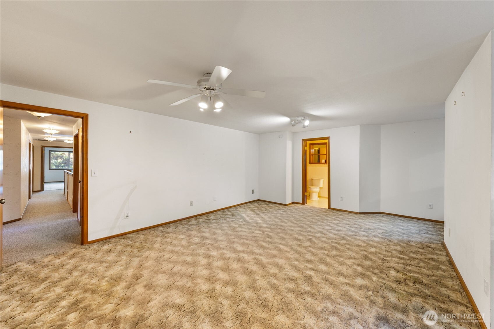 2115 Fairway Lane , Oak Harbor, WA 98277-7117