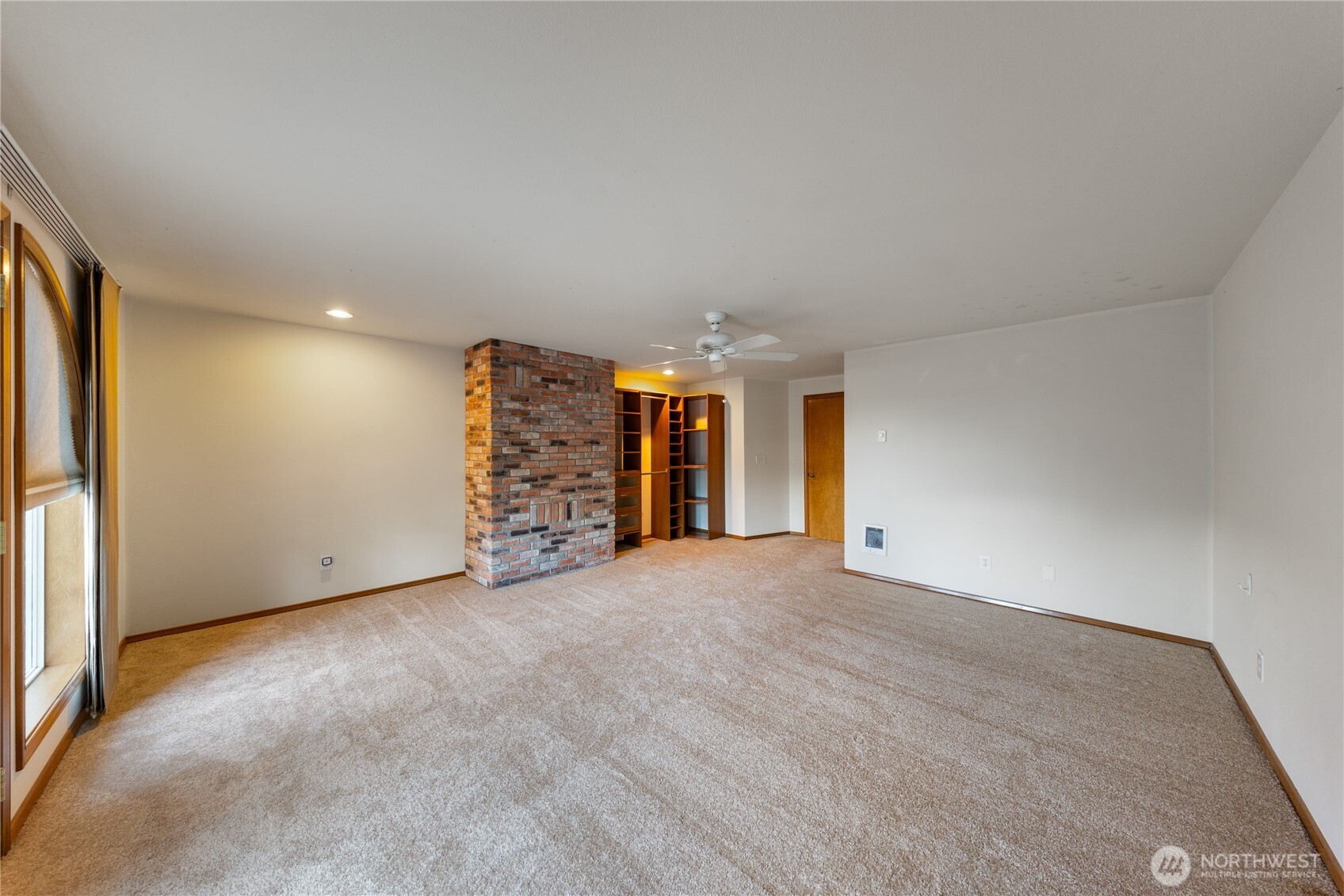 2115 Fairway Lane , Oak Harbor, WA 98277-7117