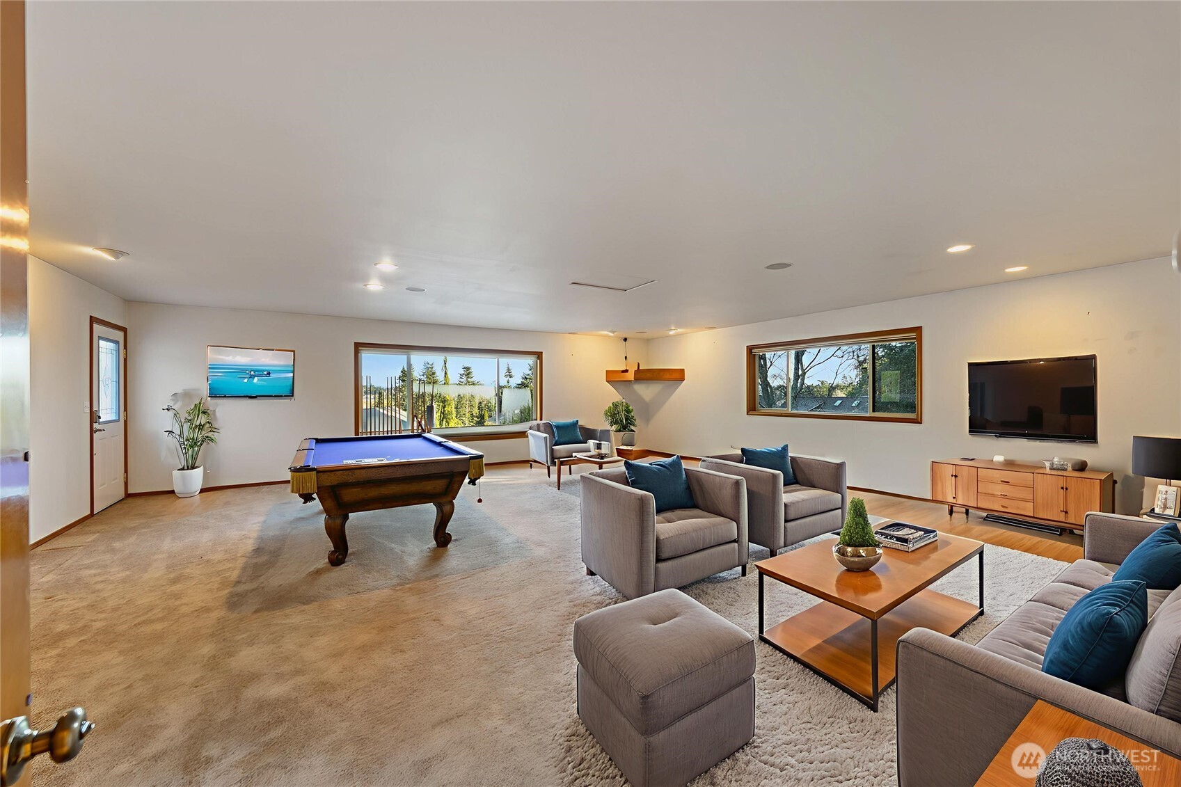 2115 Fairway Lane , Oak Harbor, WA 98277-7117