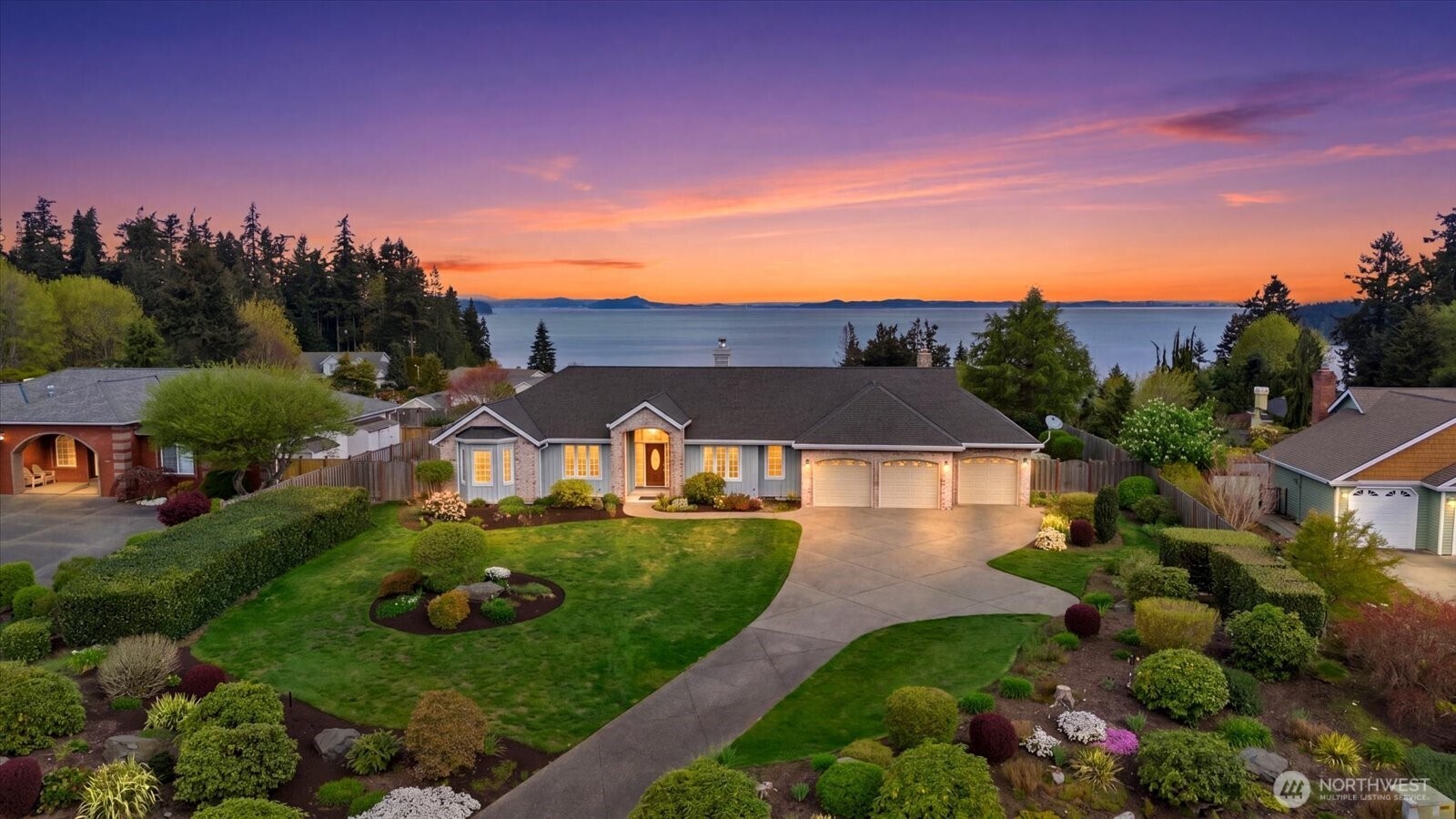 30 Chatham Place , Camano Island, WA 98282