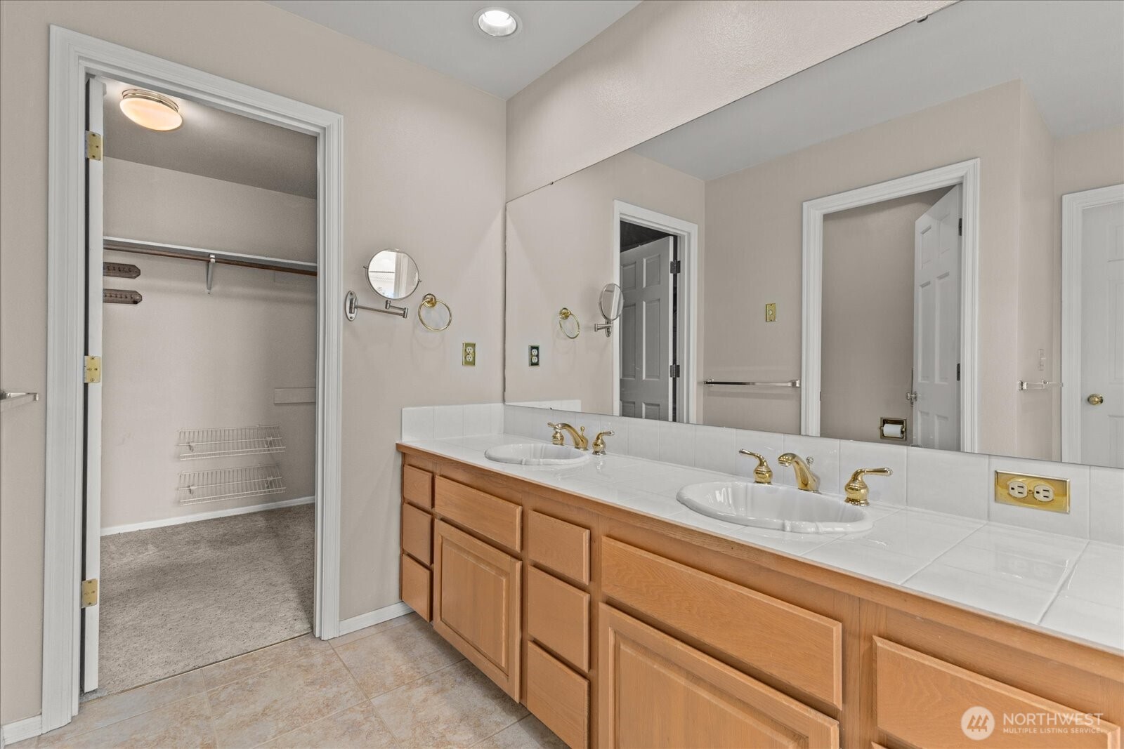 30 Chatham Place , Camano Island, WA 98282