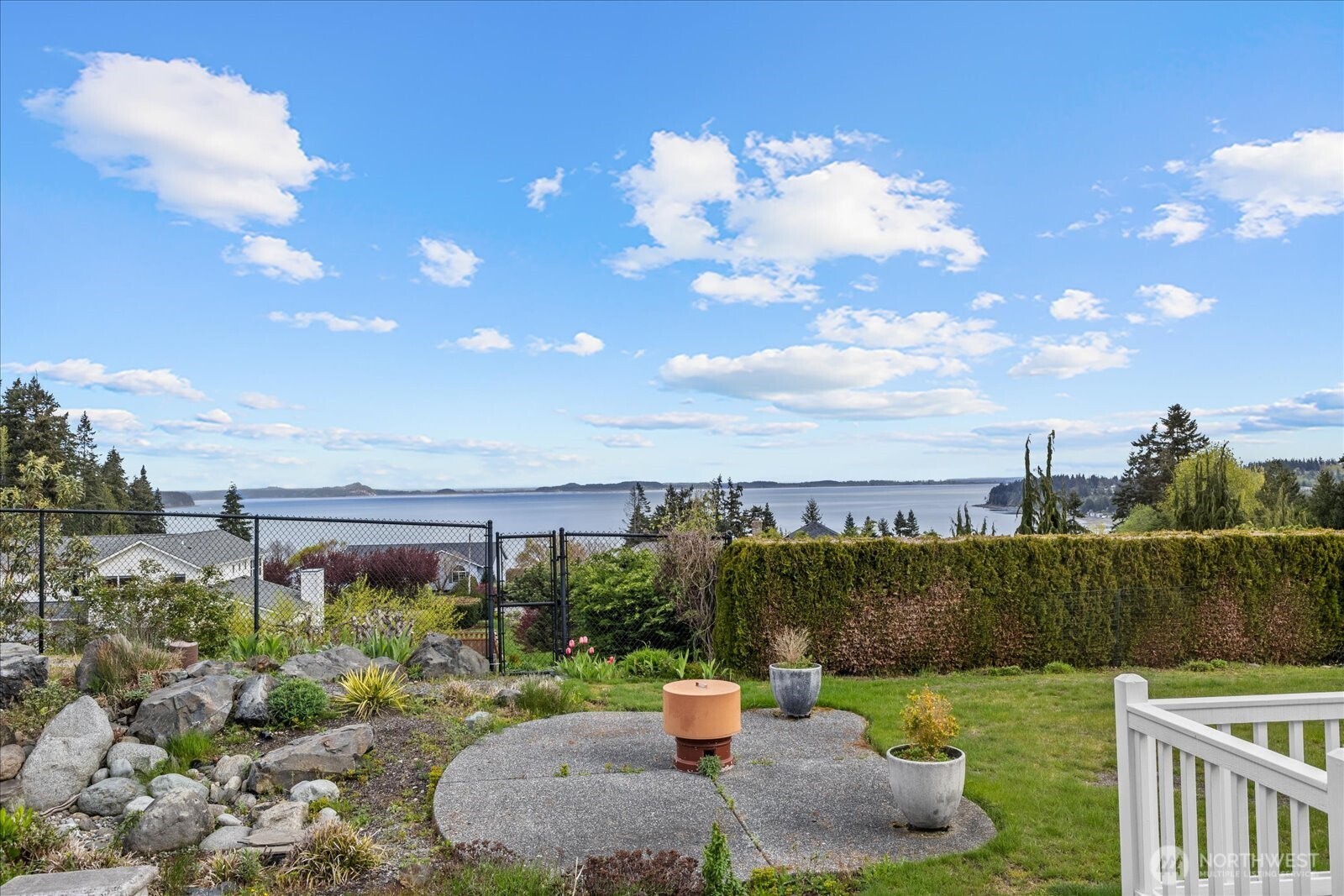 30 Chatham Place , Camano Island, WA 98282