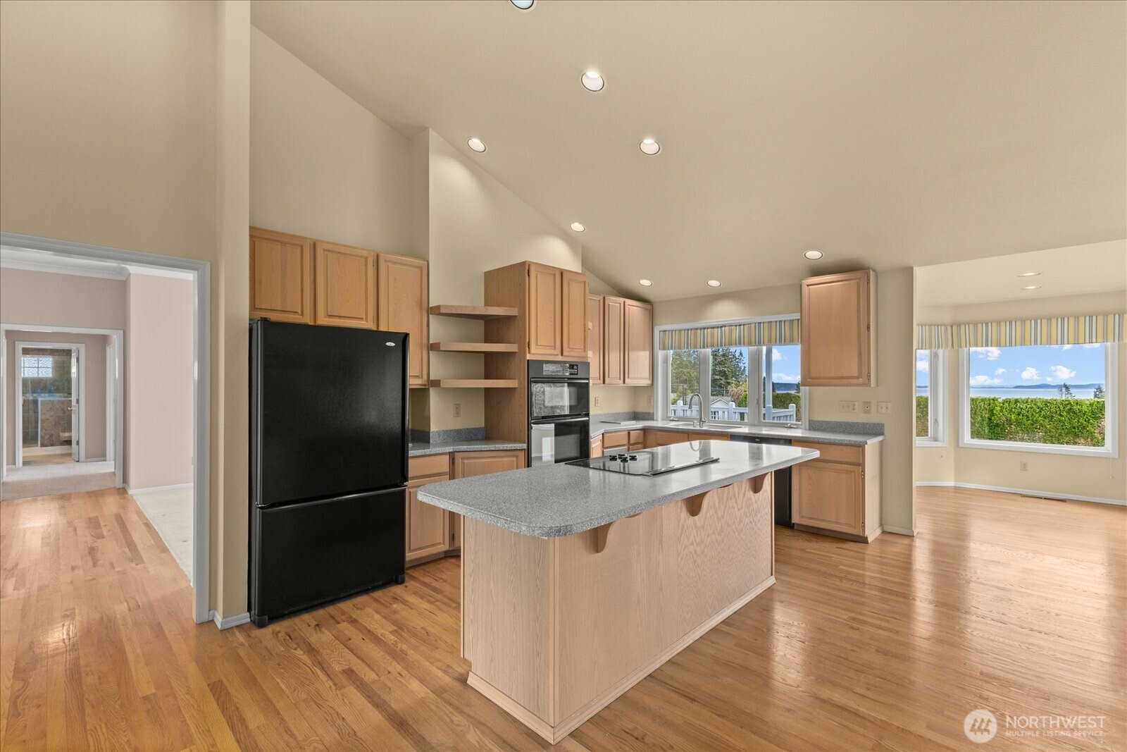 30 Chatham Place , Camano Island, WA 98282