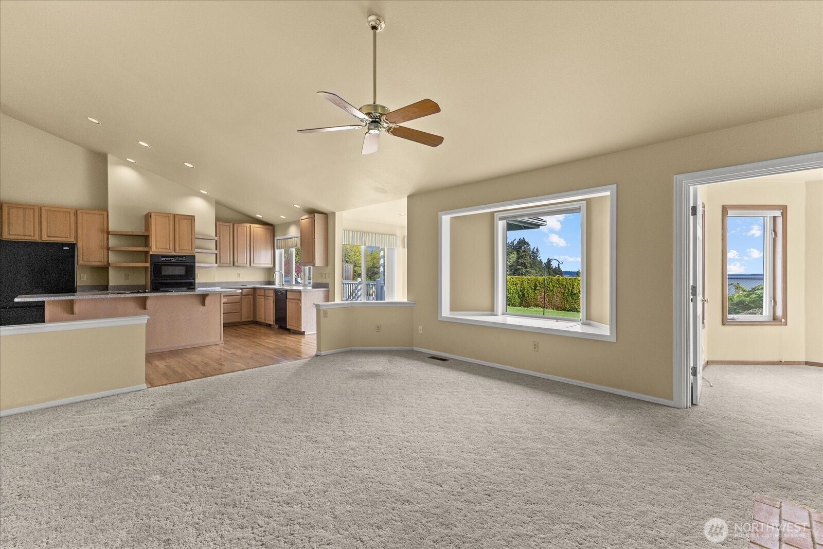 30 Chatham Place , Camano Island, WA 98282