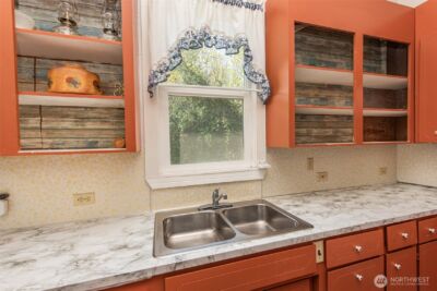 318 W 8th Street , Port Angeles, WA 98362 - Photo 15
