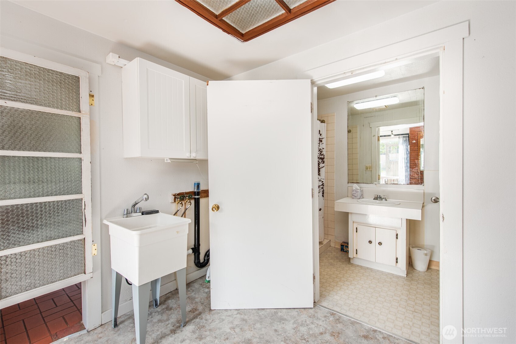 318 W 8th Street , Port Angeles, WA 98362