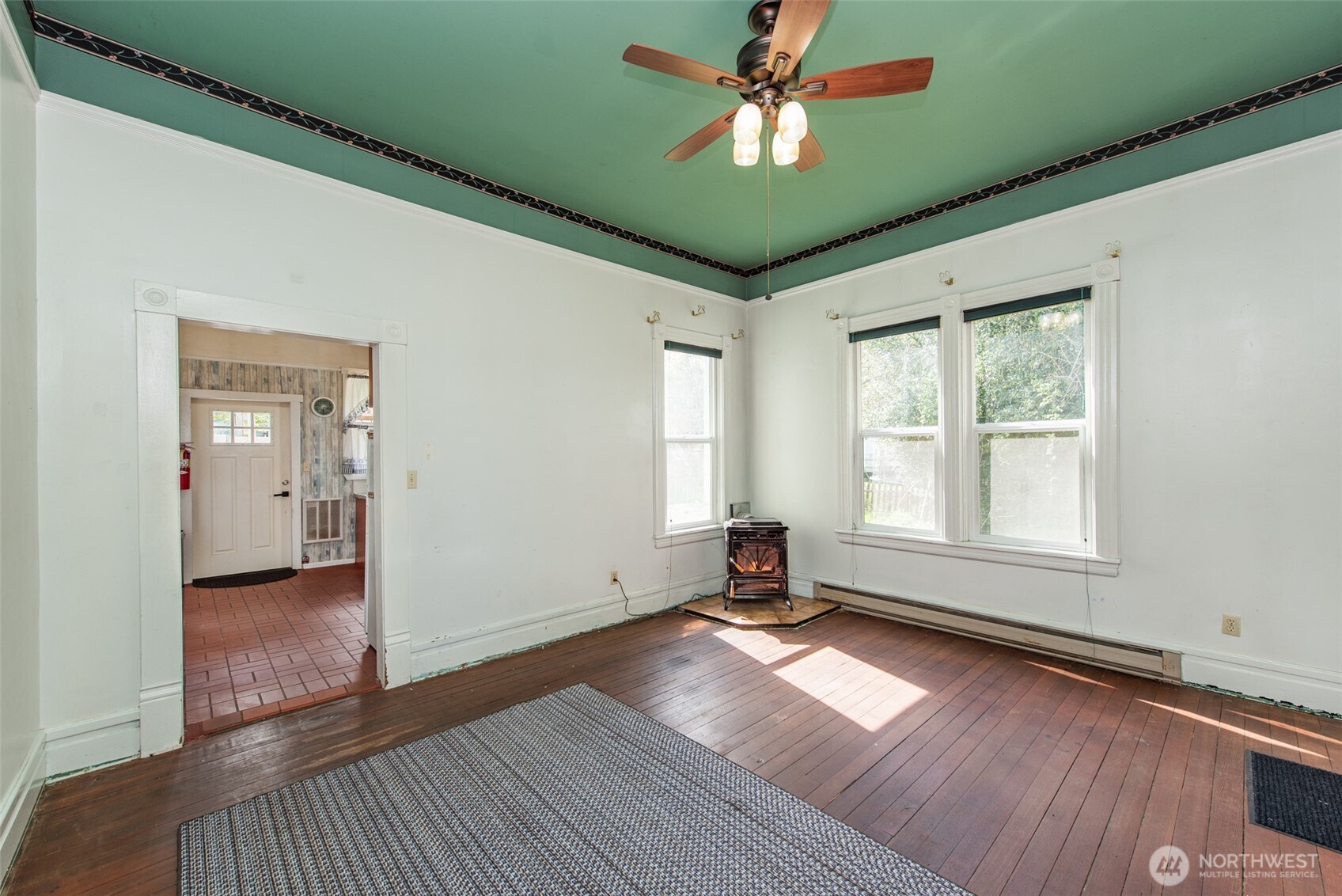318 W 8th Street , Port Angeles, WA 98362