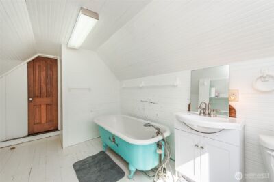 318 W 8th Street , Port Angeles, WA 98362 - Photo 38