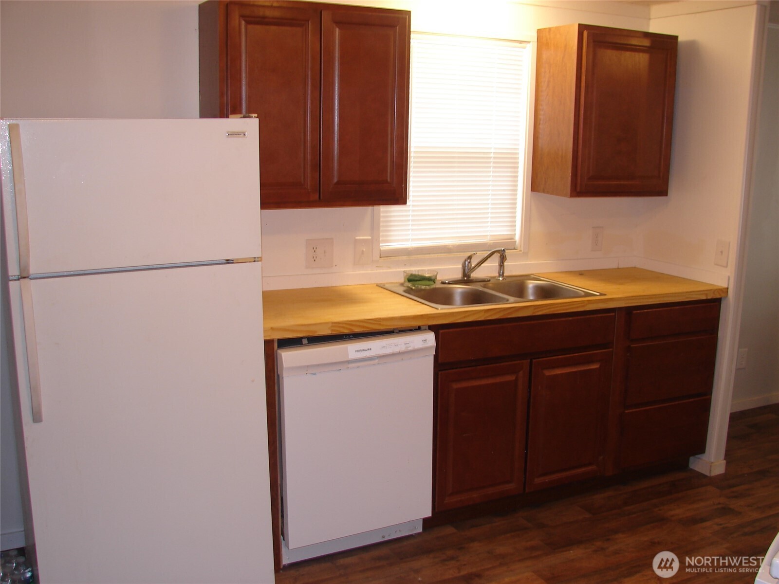 900 29th Avenue S #C-8, Auburn, WA 98002