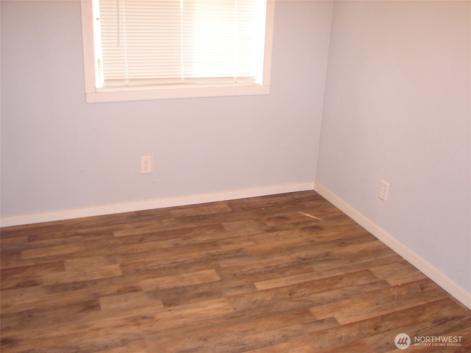 900 29th Avenue S #C-8, Auburn, WA 98002