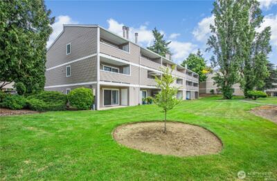 12423 NE 131st Court #E 306, Kirkland, WA 98034