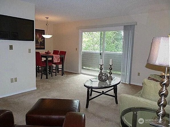 12423 NE 131st Court #E 306, Kirkland, WA 98034