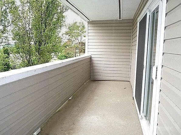 12423 NE 131st Court #E 306, Kirkland, WA 98034