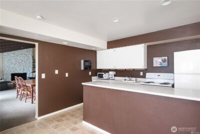 12423 NE 131st Court #E 306, Kirkland, WA 98034 - Photo 17