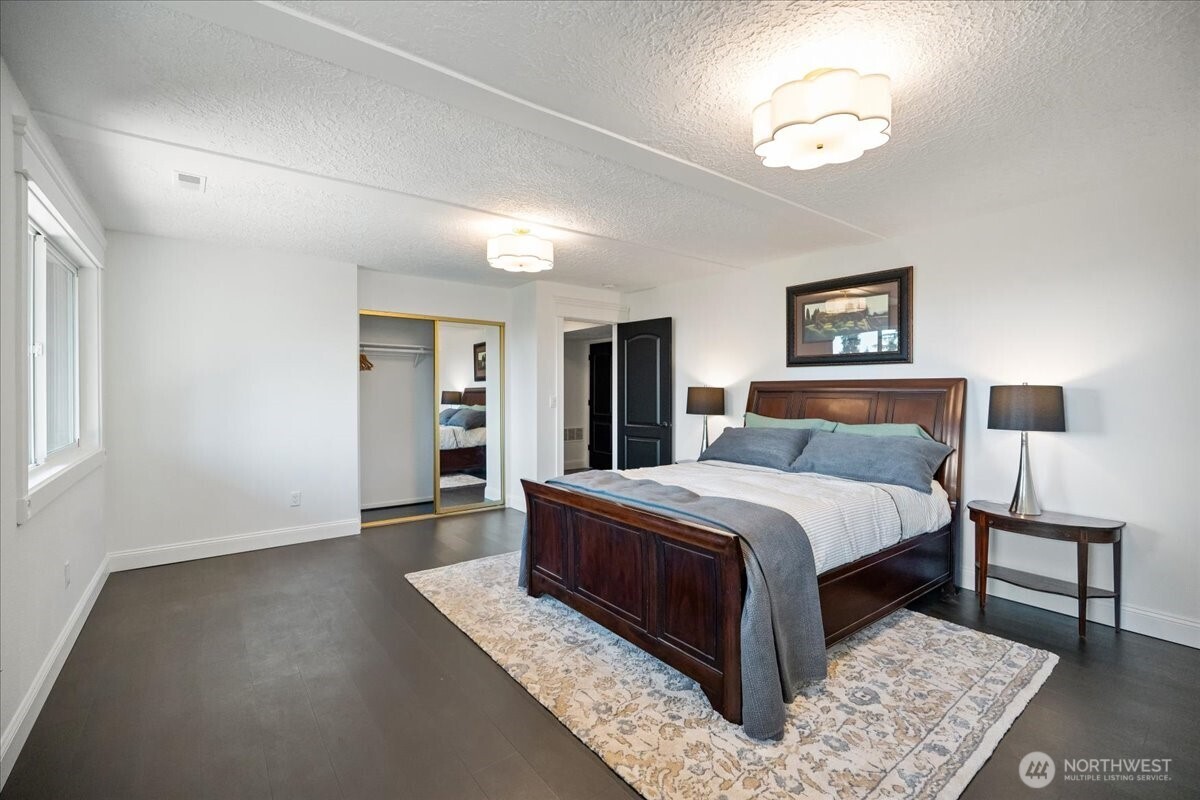 8014 SE Middle Way , Vancouver, WA 98664