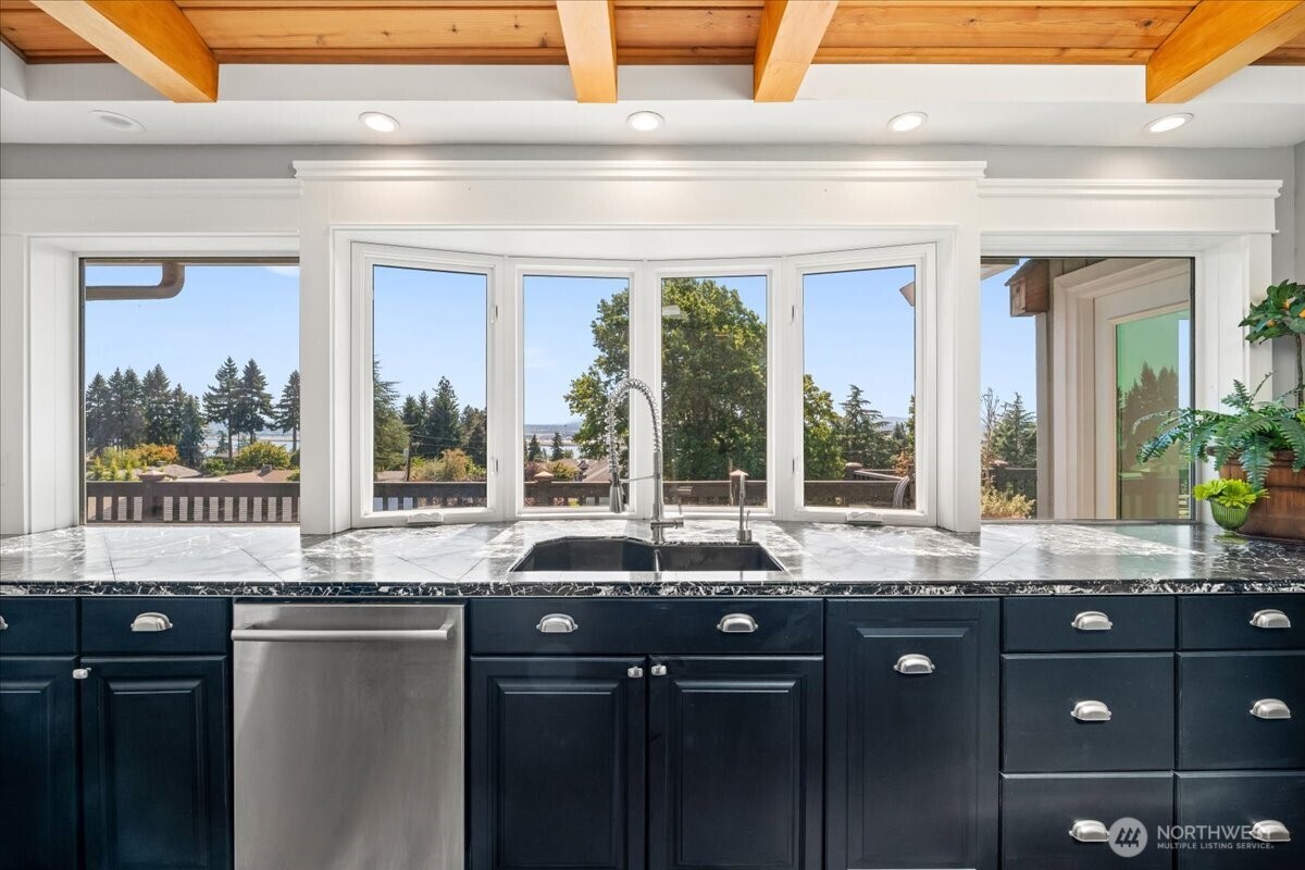 8014 SE Middle Way , Vancouver, WA 98664
