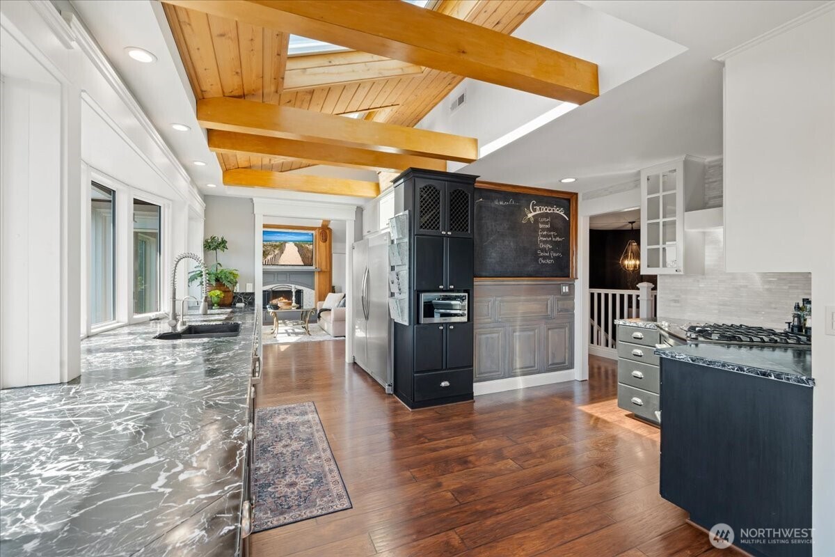 8014 SE Middle Way , Vancouver, WA 98664