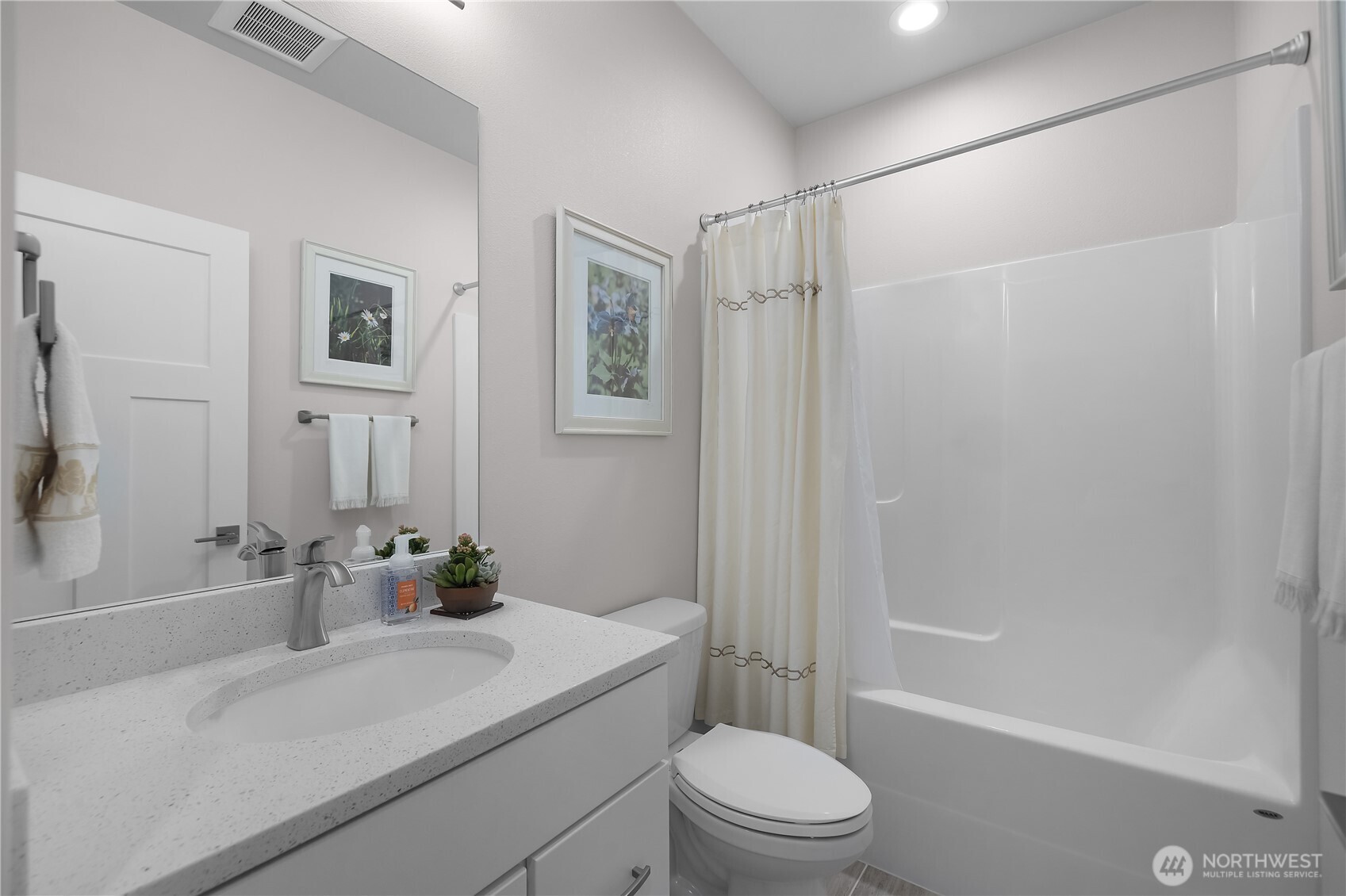 111 E Country Club Drive N, Union, WA 98592