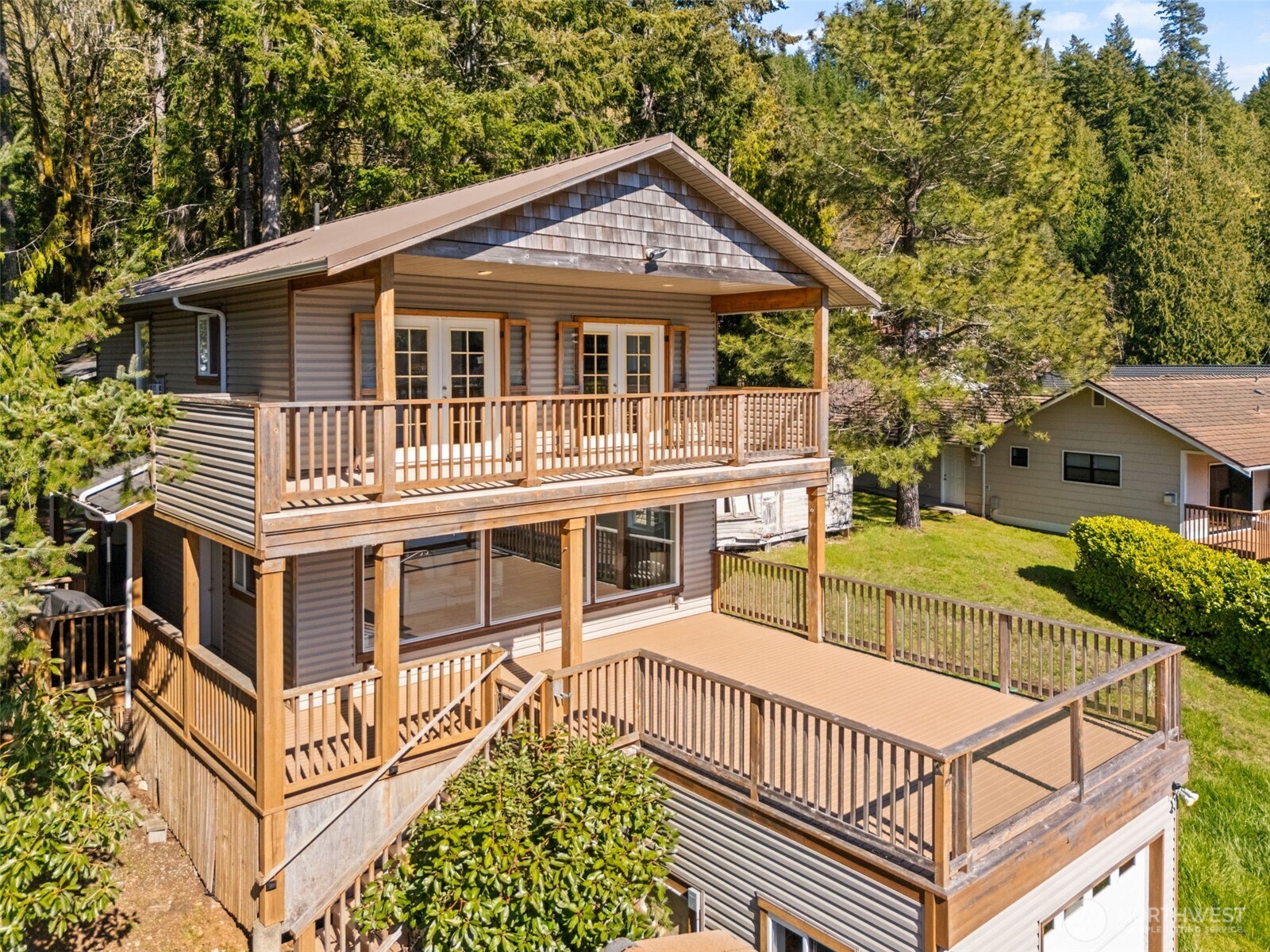 1521 Summit Lake Shore Road NW, Olympia, WA 98502