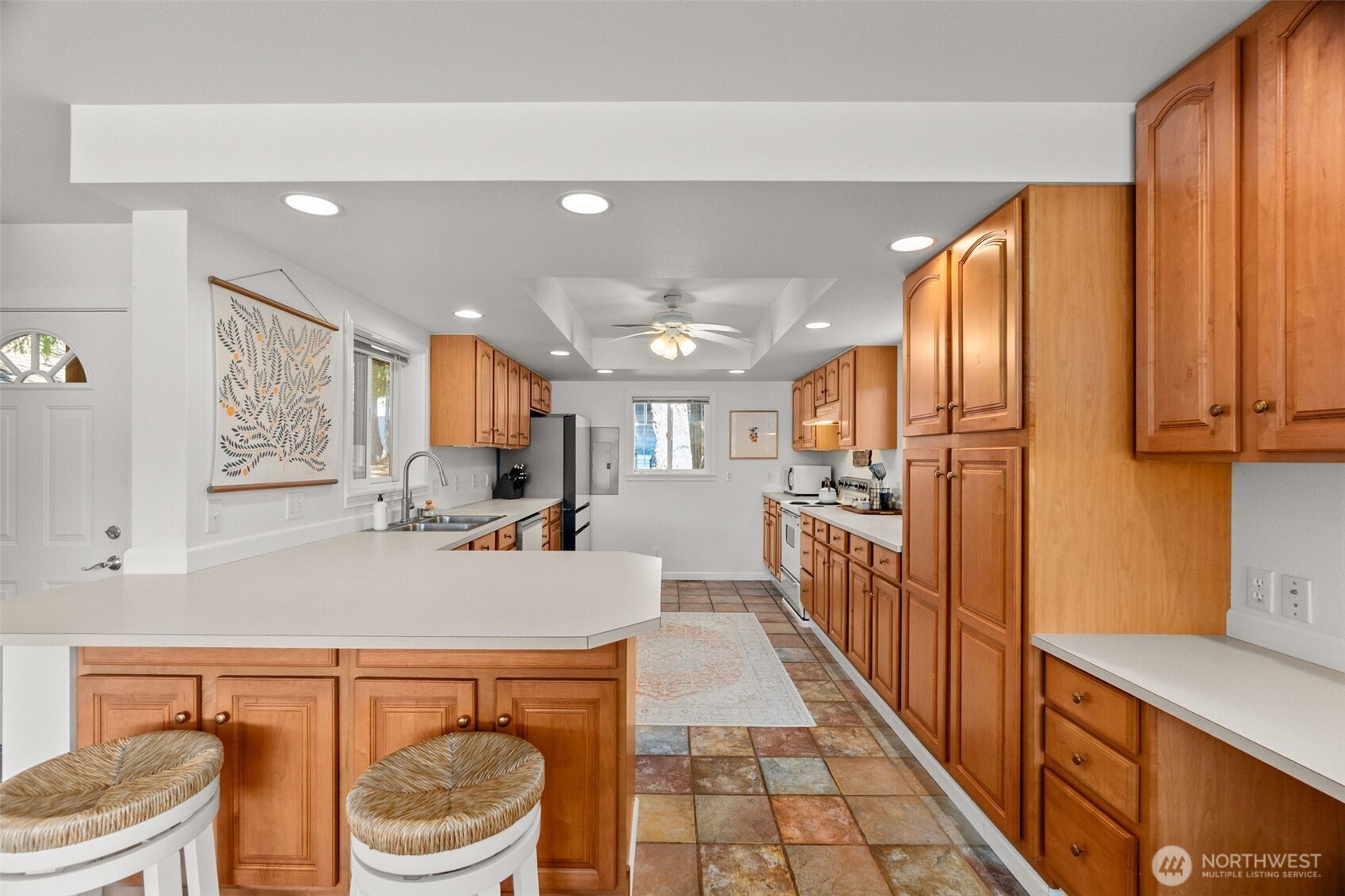 1521 Summit Lake Shore Road NW, Olympia, WA 98502