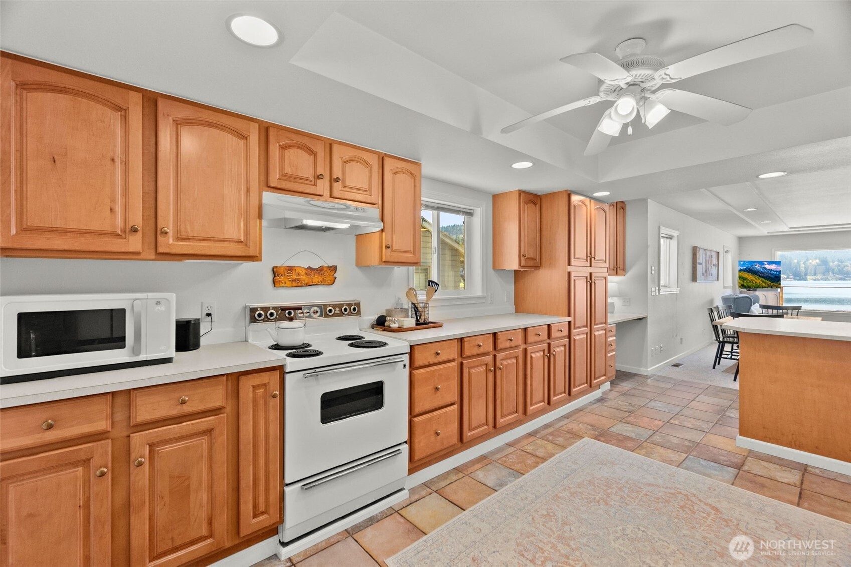 1521 Summit Lake Shore Road NW, Olympia, WA 98502