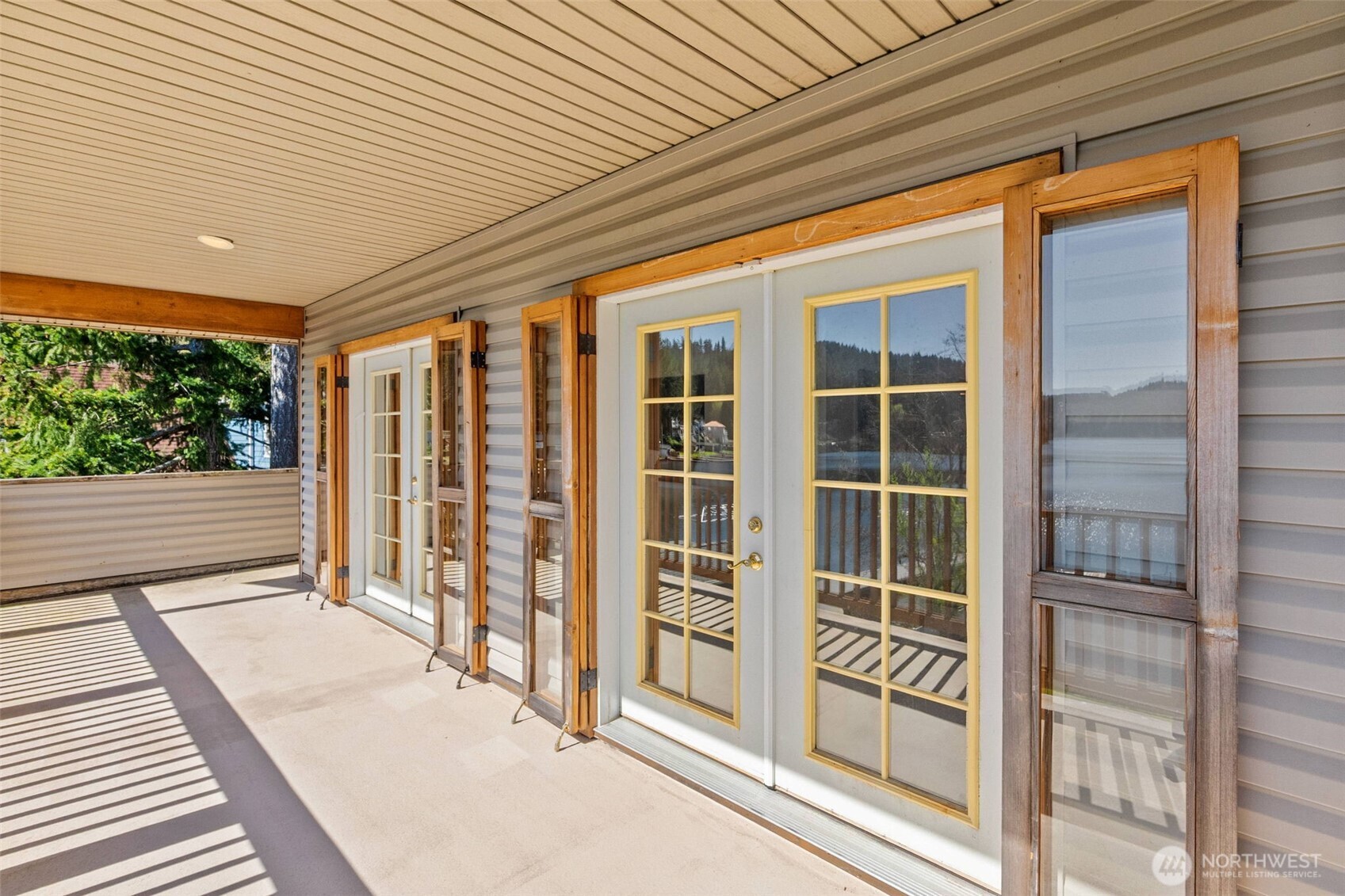 1521 Summit Lake Shore Road NW, Olympia, WA 98502
