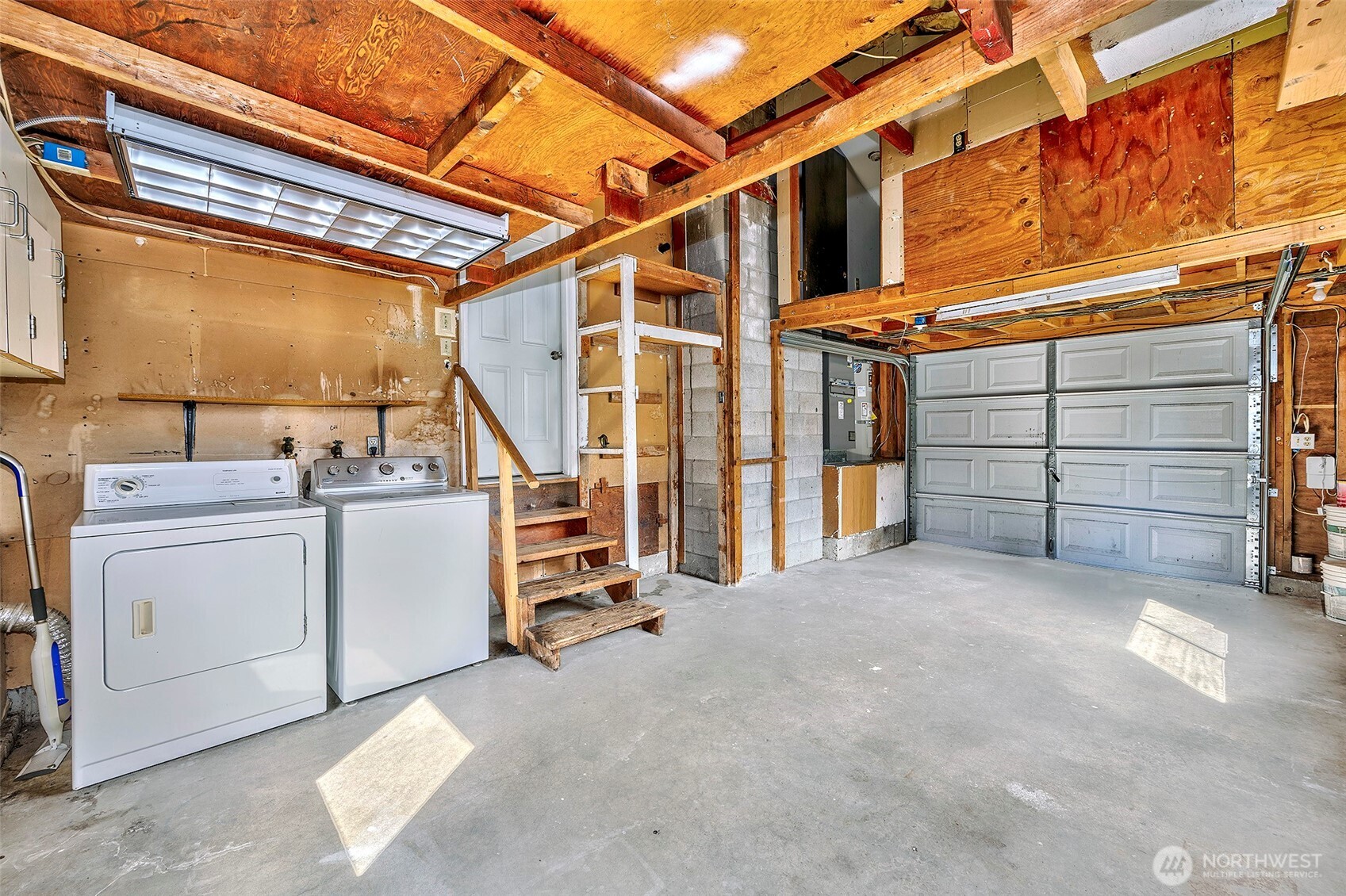 5614 170th Place SW, Lynnwood, WA 98037