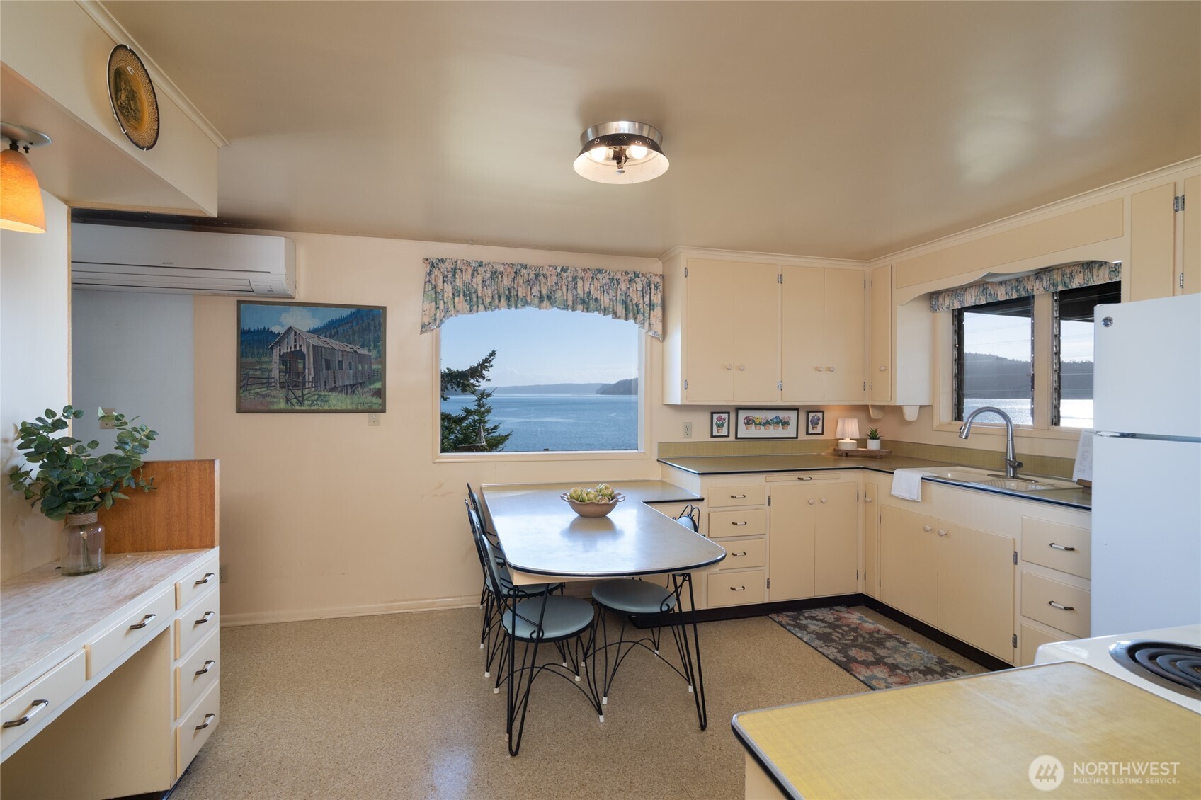 6860 Salmon Beach Road S, Anacortes, WA 98221