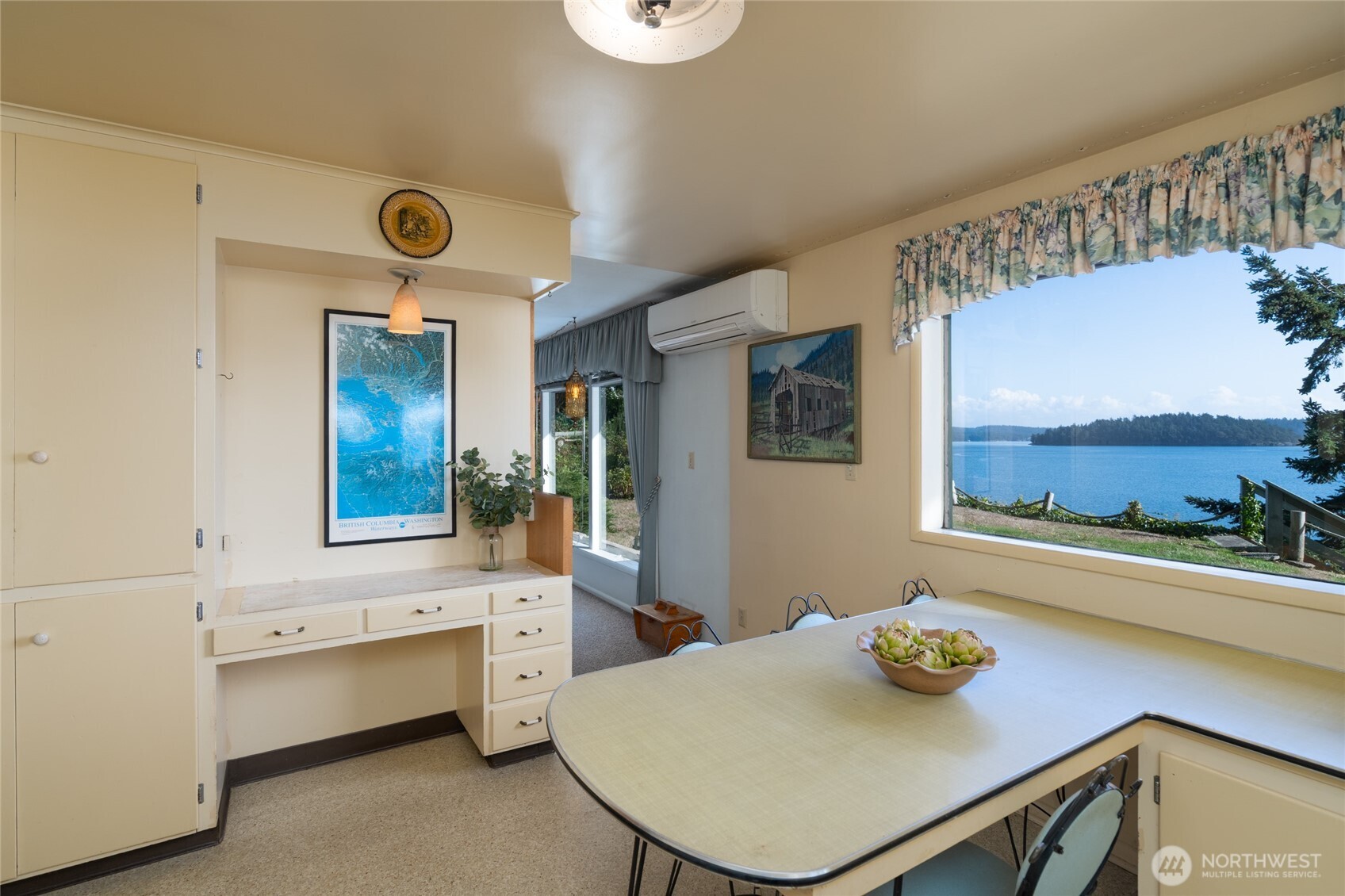 6860 Salmon Beach Road S, Anacortes, WA 98221
