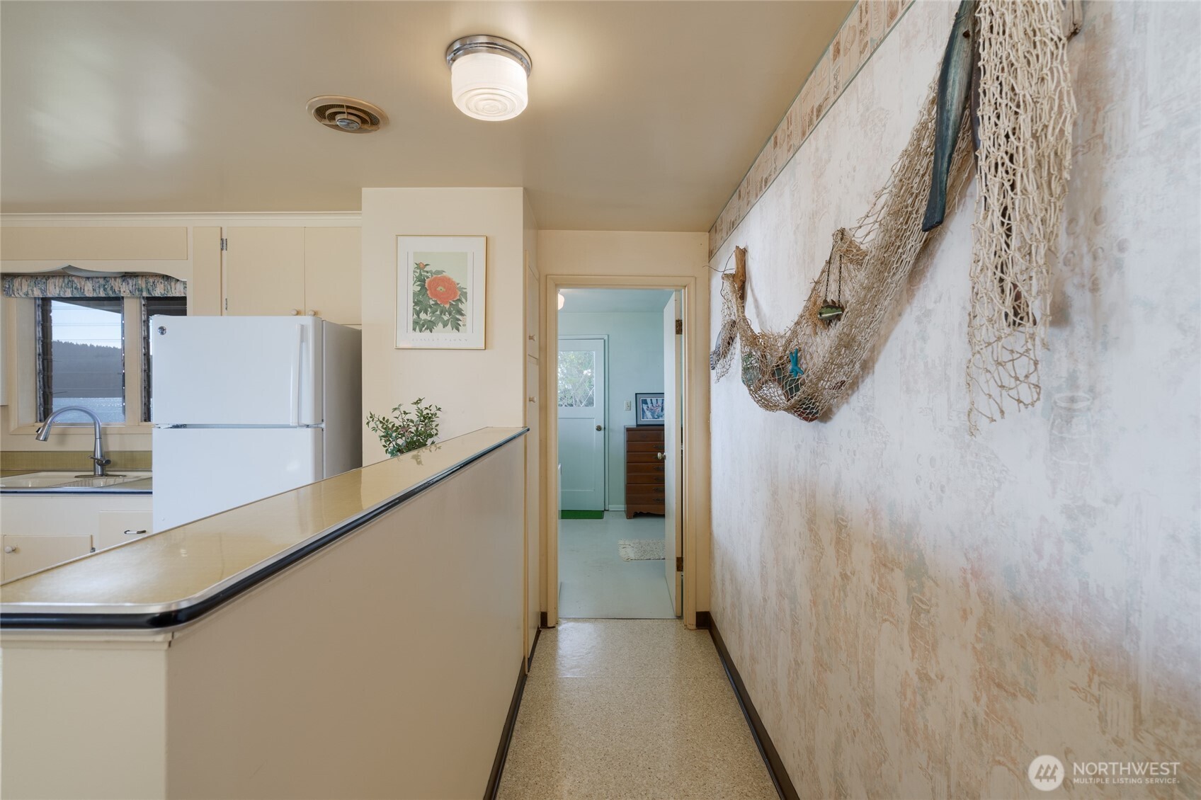 6860 Salmon Beach Road S, Anacortes, WA 98221