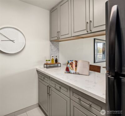 2501 Canterbury Lane E #322, Seattle, WA 98112 - Photo 16