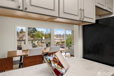 2501 Canterbury Lane E #322, Seattle, WA 98112 - Photo 17