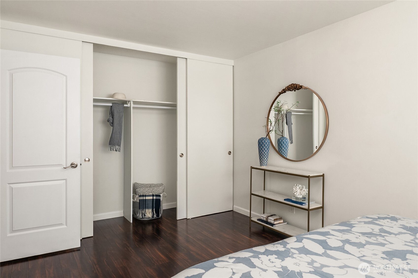 2501 Canterbury Lane E #322, Seattle, WA 98112