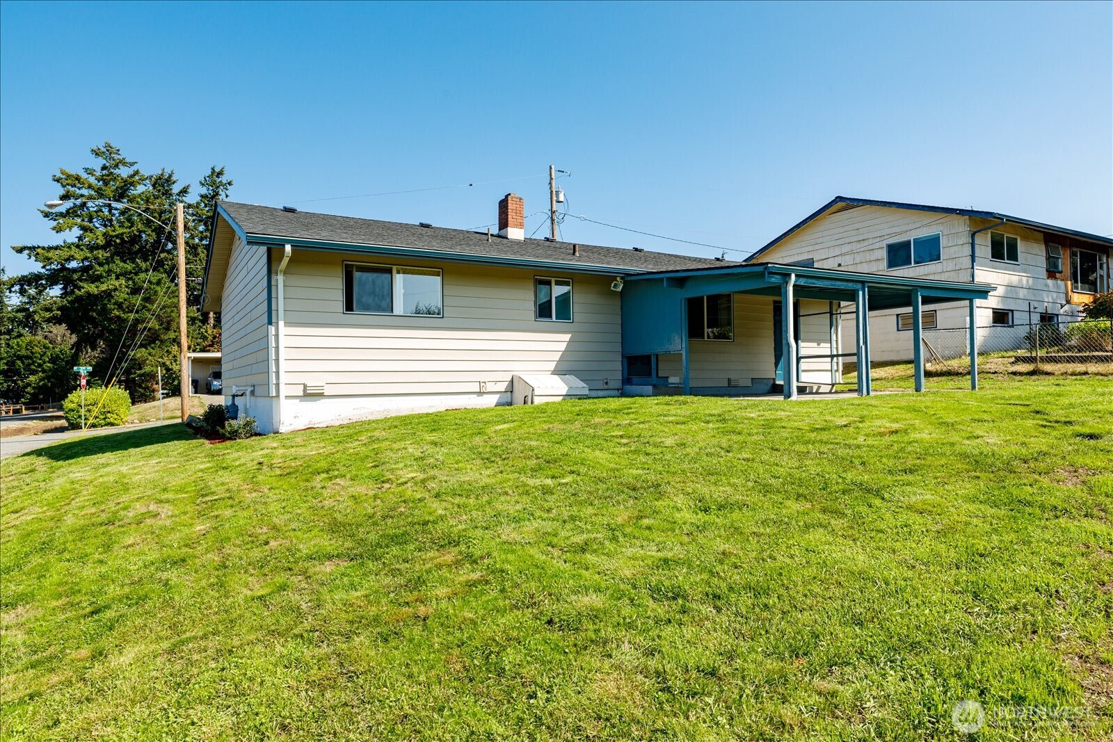 1515 NE 3rd Avenue , Oak Harbor, WA 98277