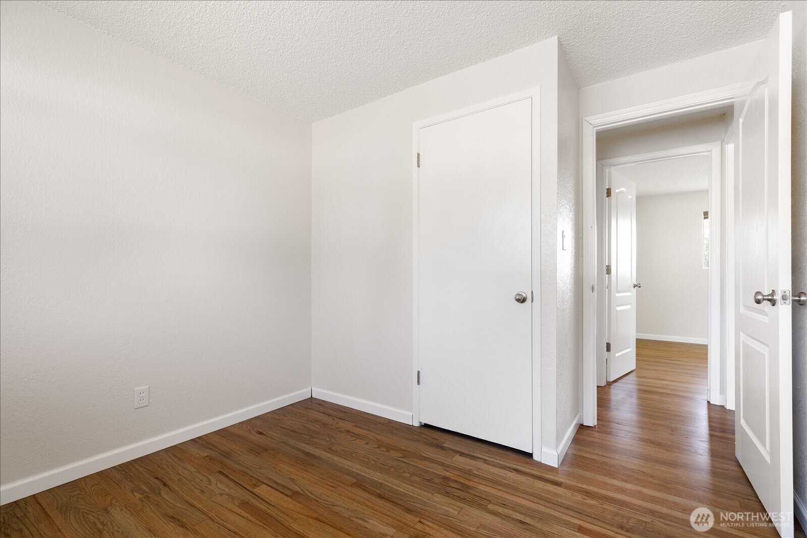 1515 NE 3rd Avenue , Oak Harbor, WA 98277