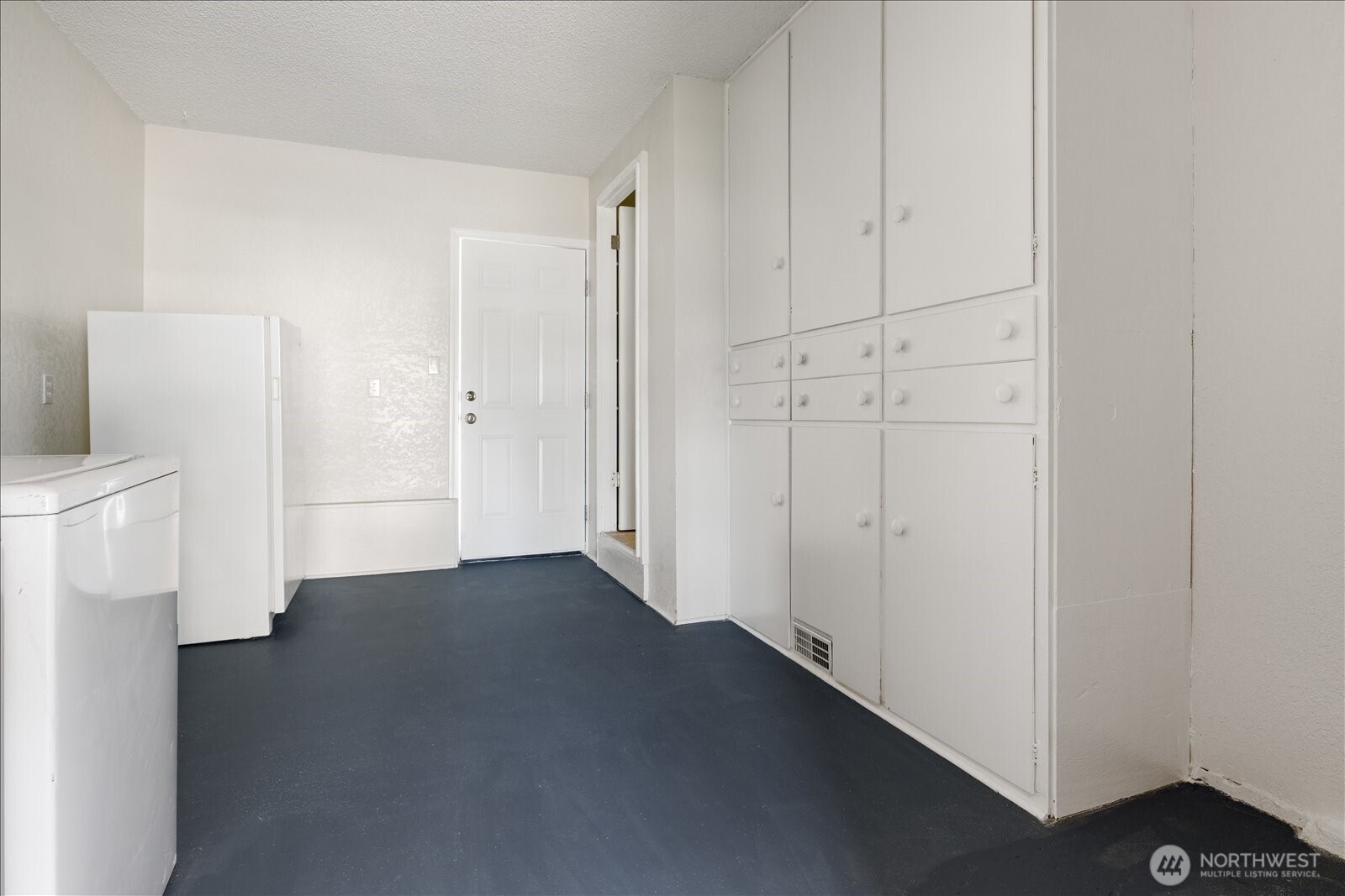 1515 NE 3rd Avenue , Oak Harbor, WA 98277