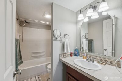 11419 Se 258th St #F302, Kent, WA 98030 - Photo 11