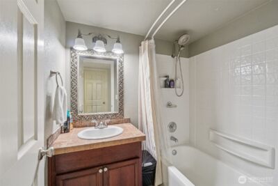 11419 Se 258th St #F302, Kent, WA 98030 - Photo 13