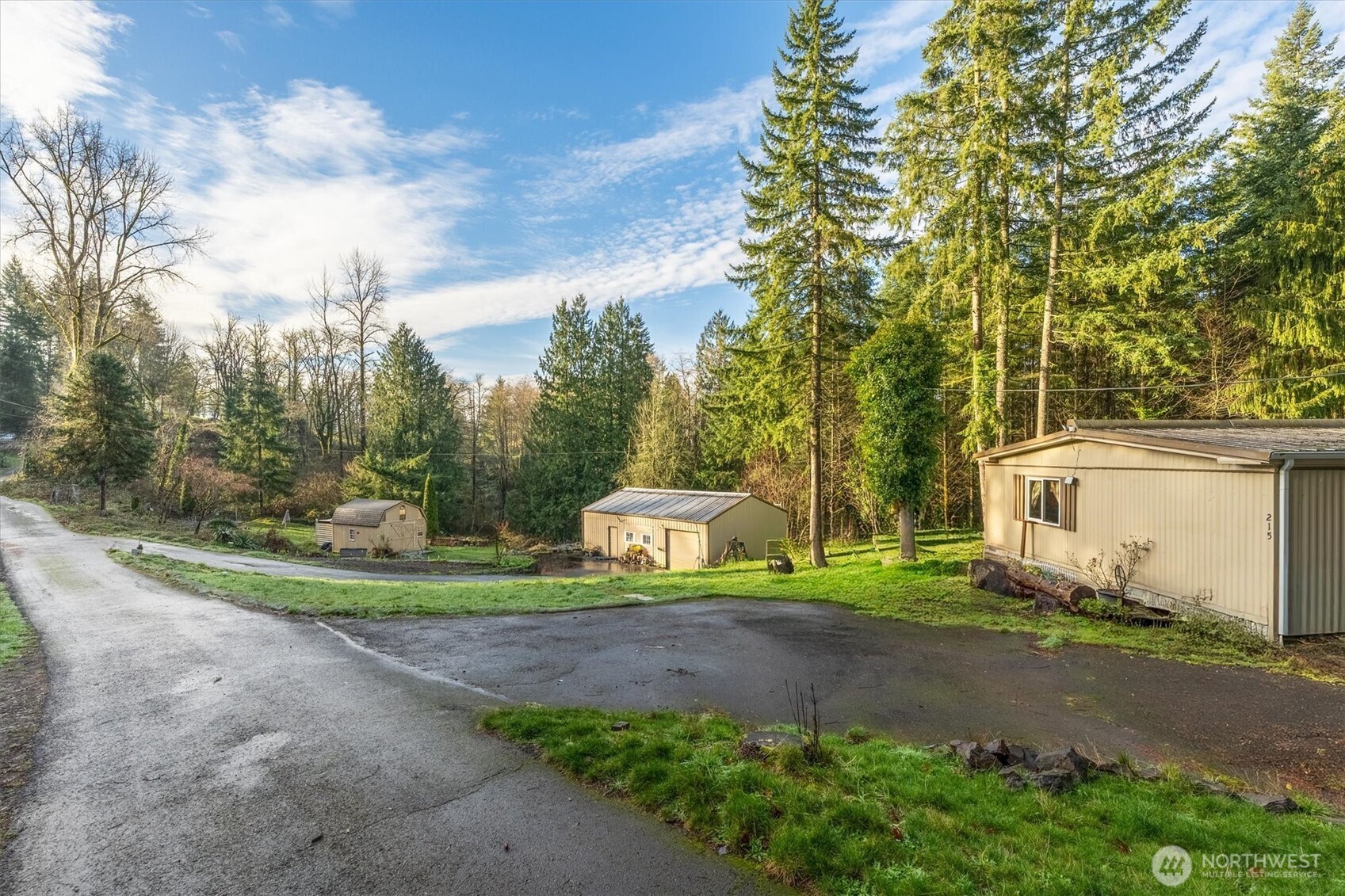 215 North Avenue , Kelso, WA 98626