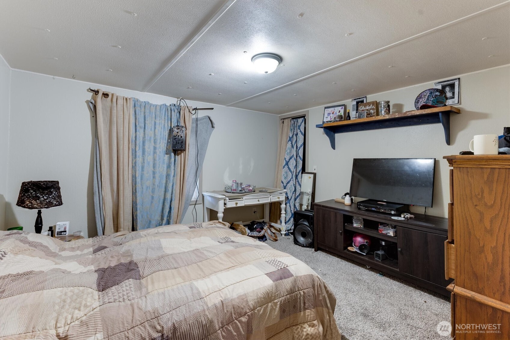 215 North Avenue , Kelso, WA 98626