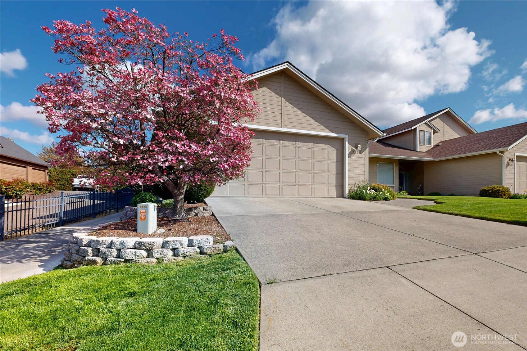 1230 Lancer Drive , Walla Walla, WA 99362