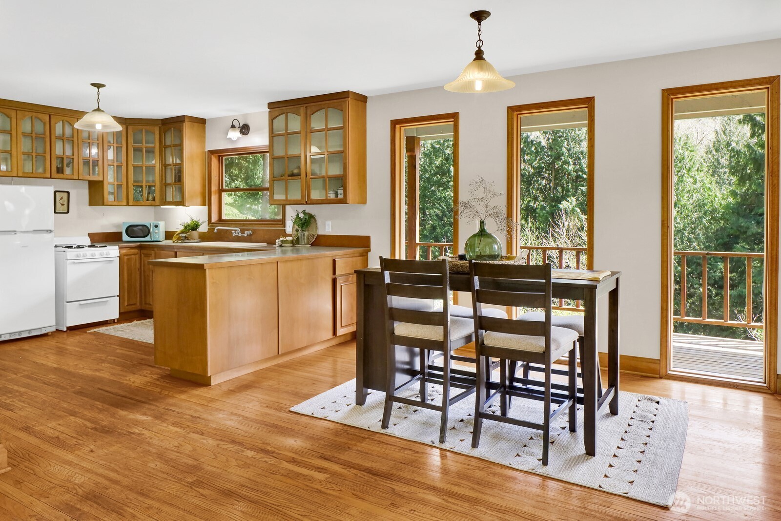 1438 Oyster Creek Lane , Bow, WA 98232
