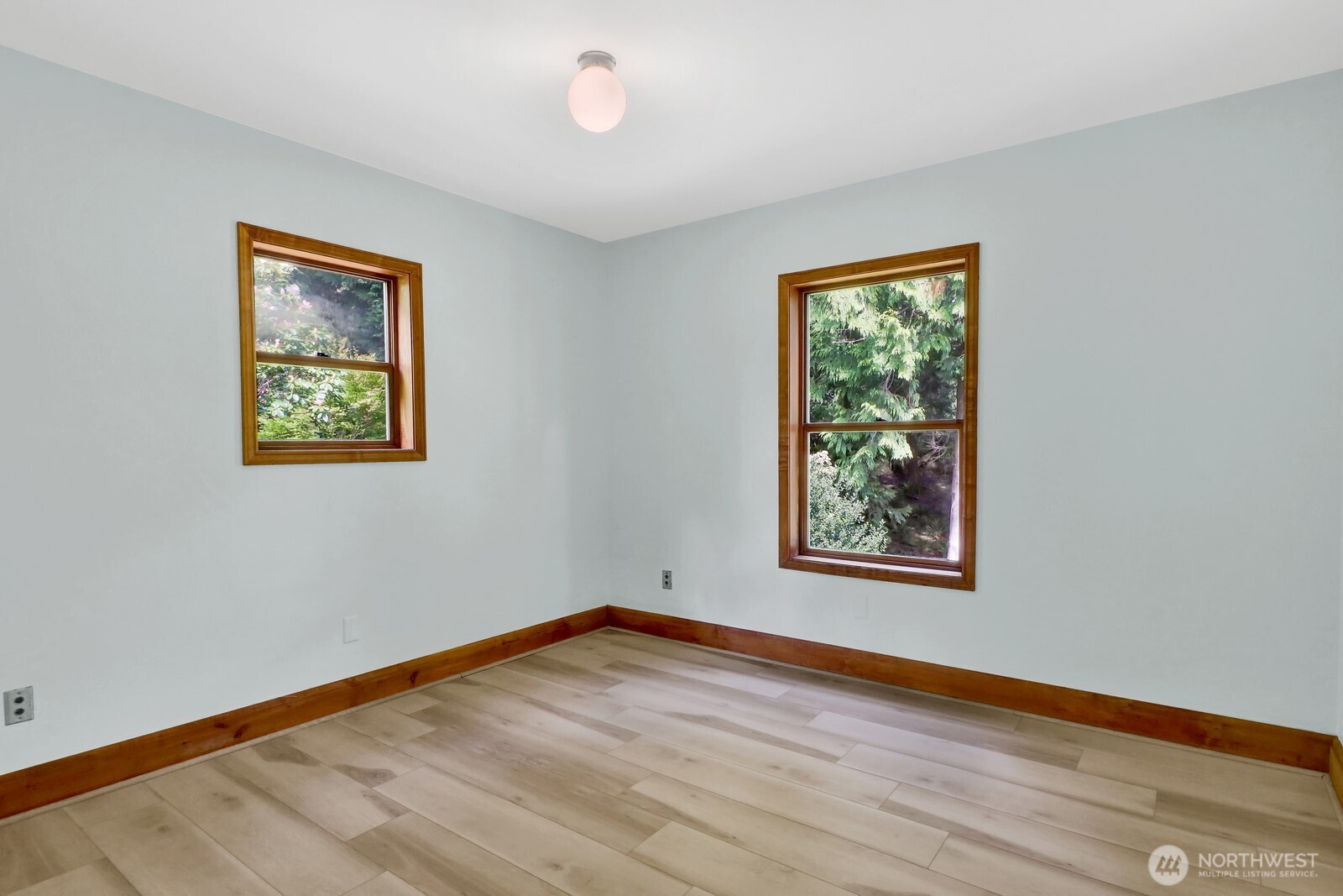 1438 Oyster Creek Lane , Bow, WA 98232