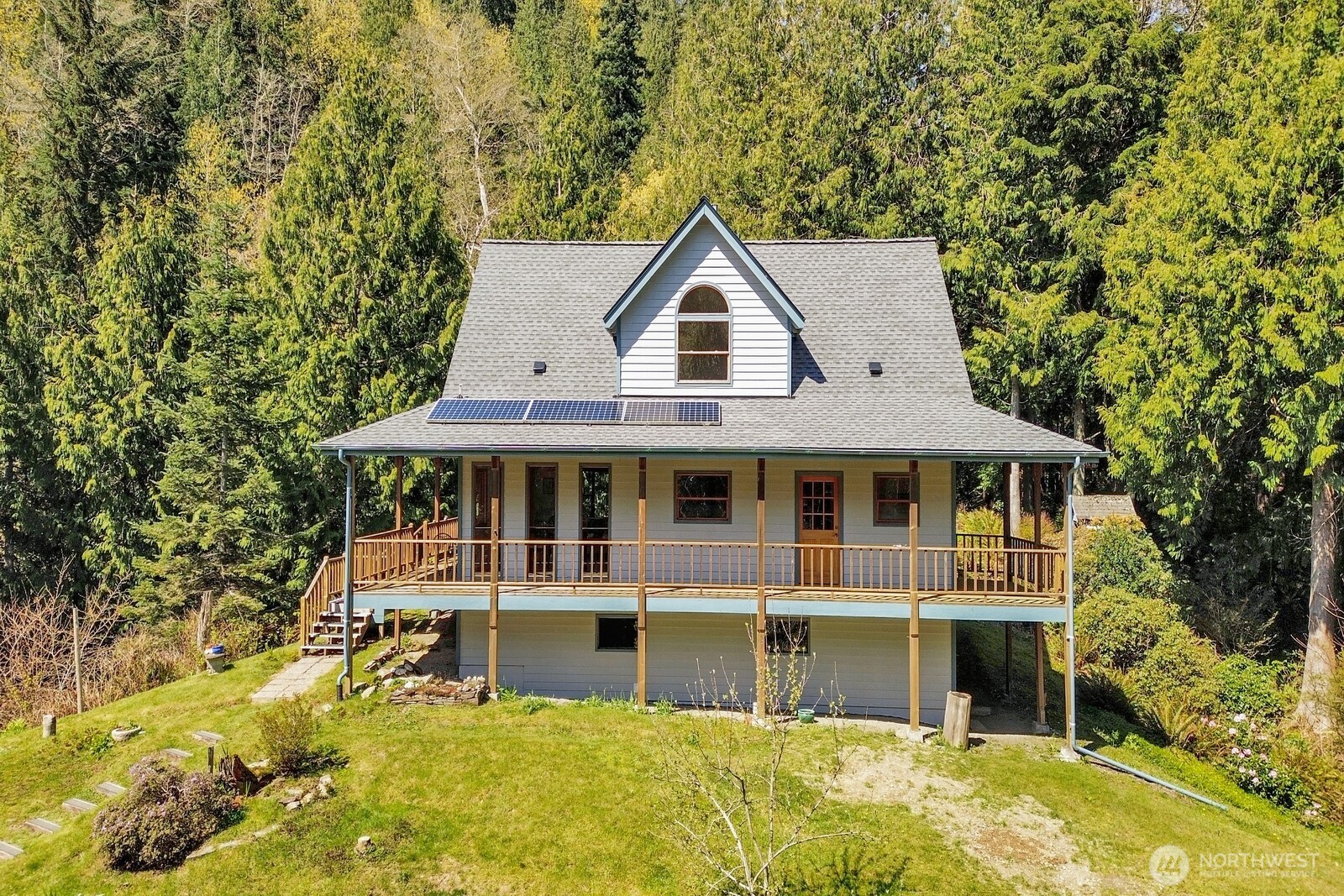 1438 Oyster Creek Lane , Bow, WA 98232