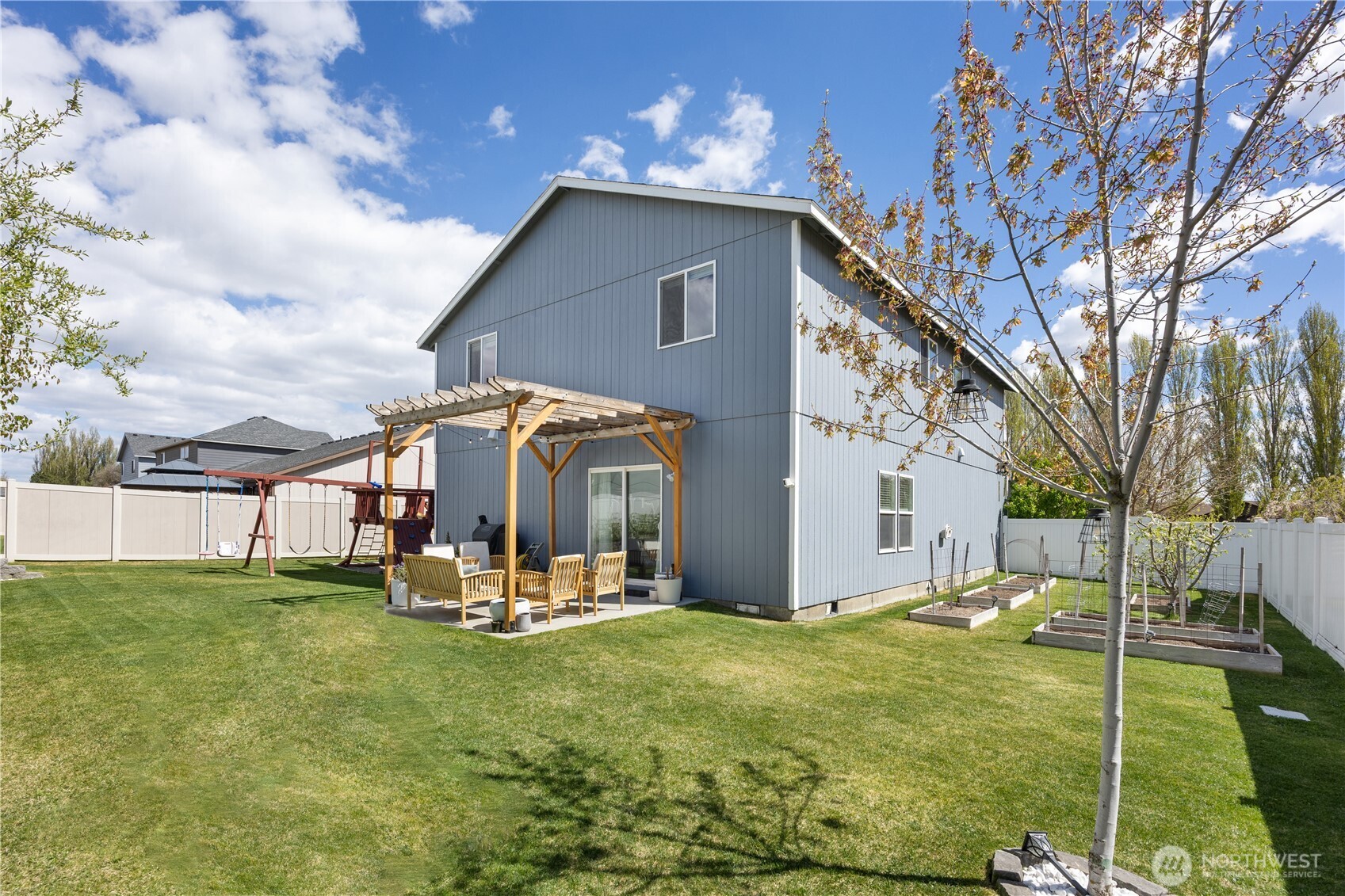 1206 NE Fairway Drive , Moses Lake, WA 98837