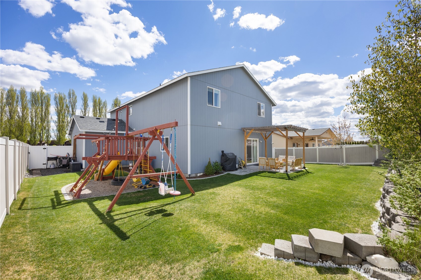 1206 NE Fairway Drive , Moses Lake, WA 98837
