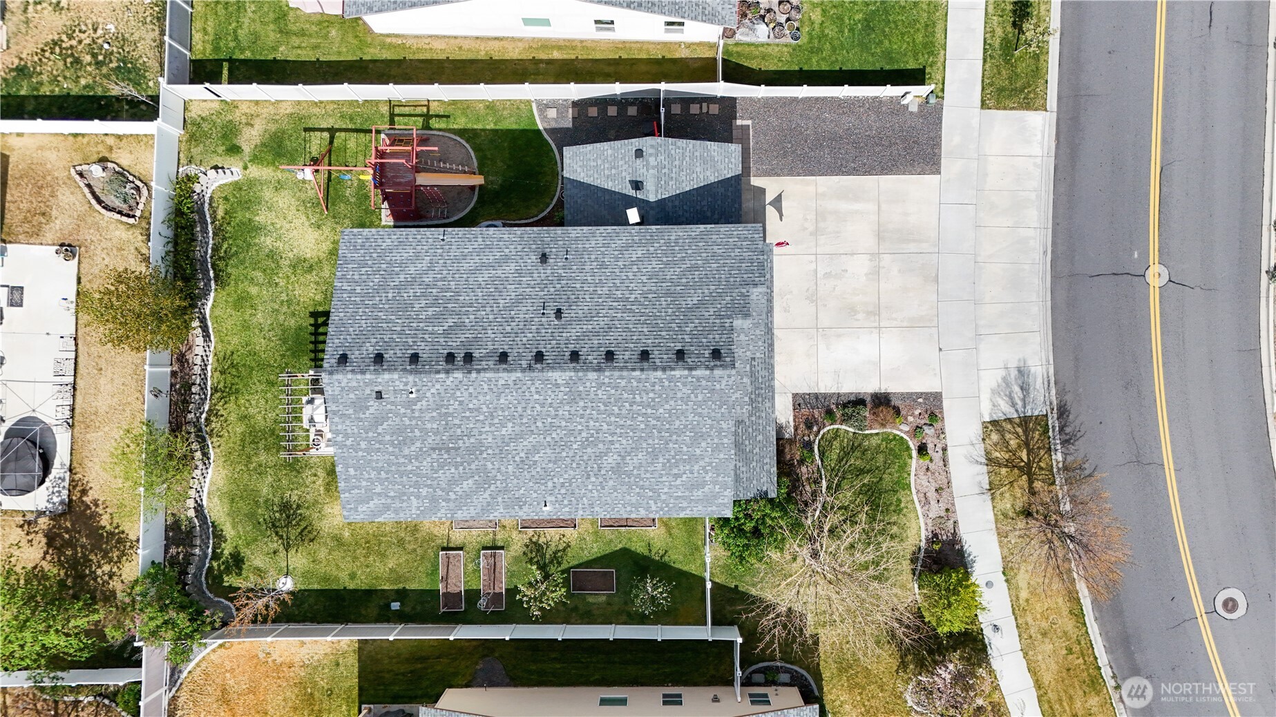 1206 NE Fairway Drive , Moses Lake, WA 98837