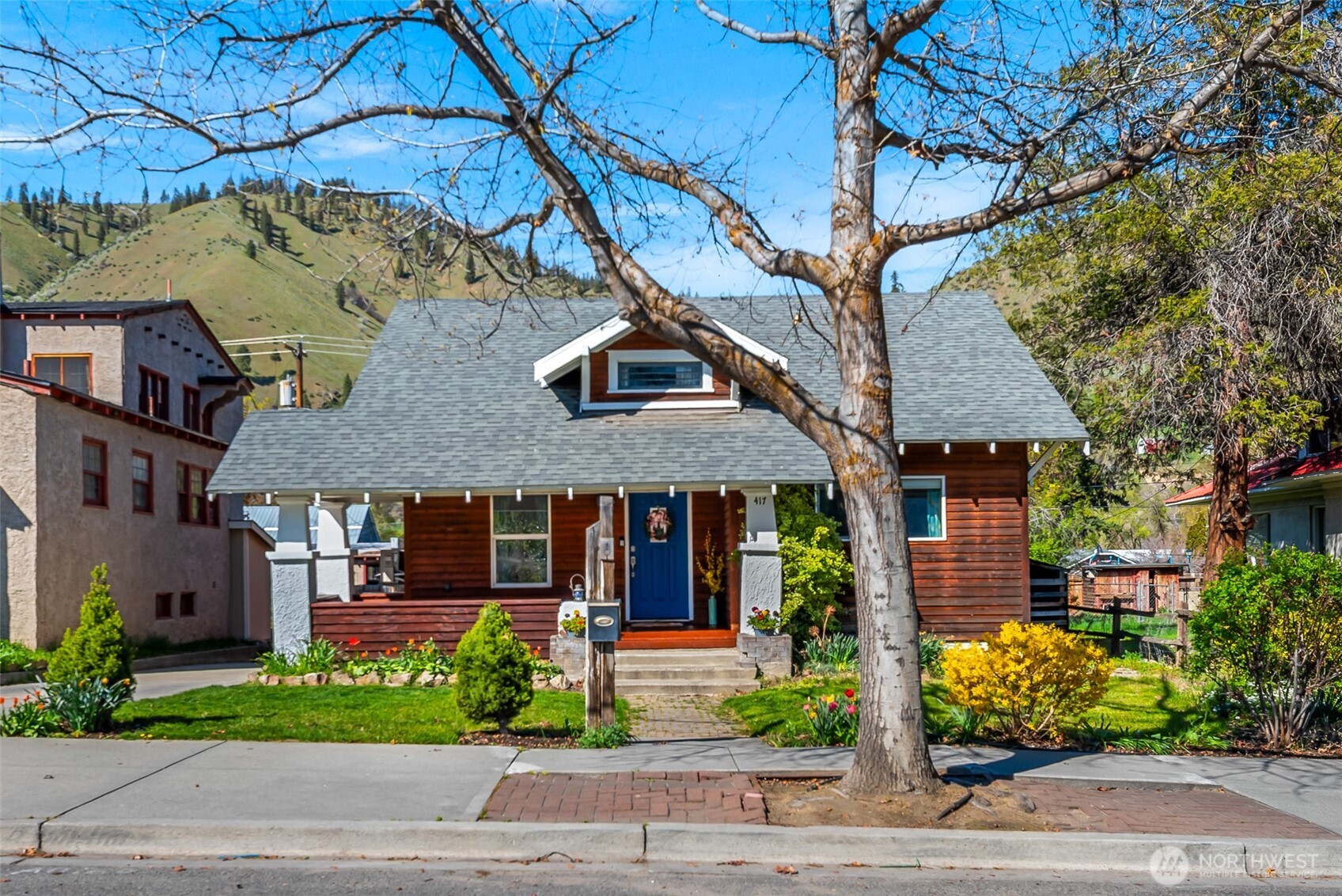 417 Cottage Avenue , Cashmere, WA 98815