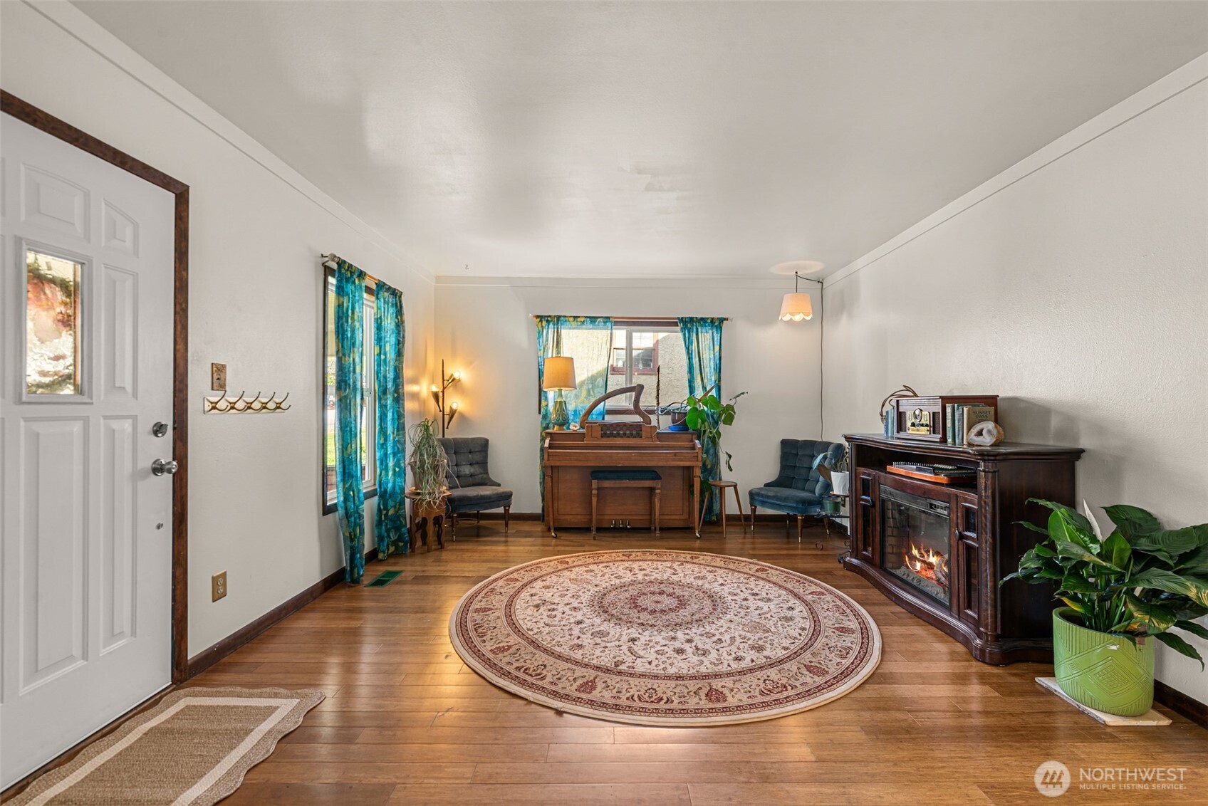 417 Cottage Avenue , Cashmere, WA 98815