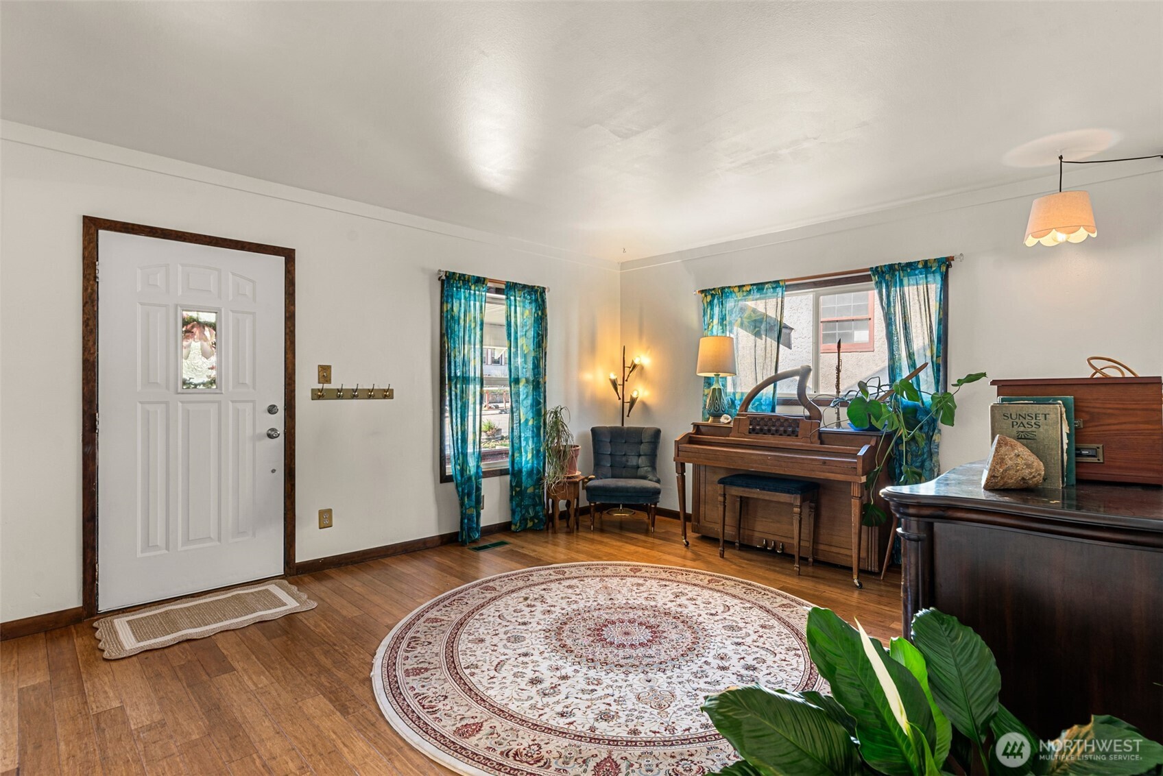417 Cottage Avenue , Cashmere, WA 98815
